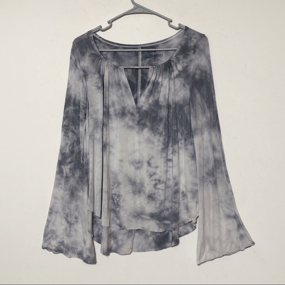 American Eagle Bell Sleeve Top